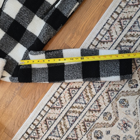 SEBBY BRAND WOMEN'S BLACK AND WHITE WARM COAT SIZE XS - Picture 16 of 16